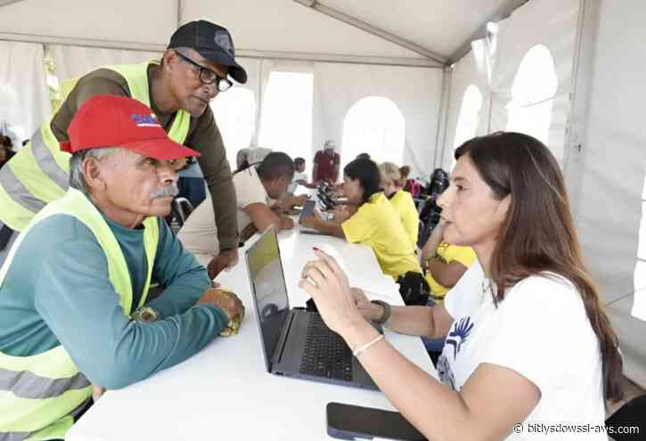 Damnificados de La Guaira denunciaron que pasan hasta 12 horas en cola para censo habitacional tras terremotos
