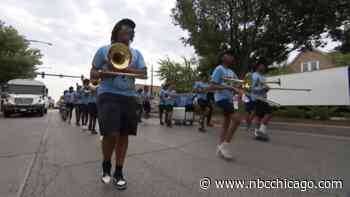 Students urge peace during annual anti-violence parade in Austin