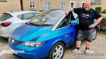 Rare 'spaceship' car owners gather for anniversary