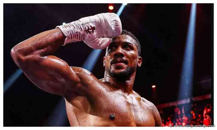 Hearn says Fury-Joshua must take place in UK under current deal