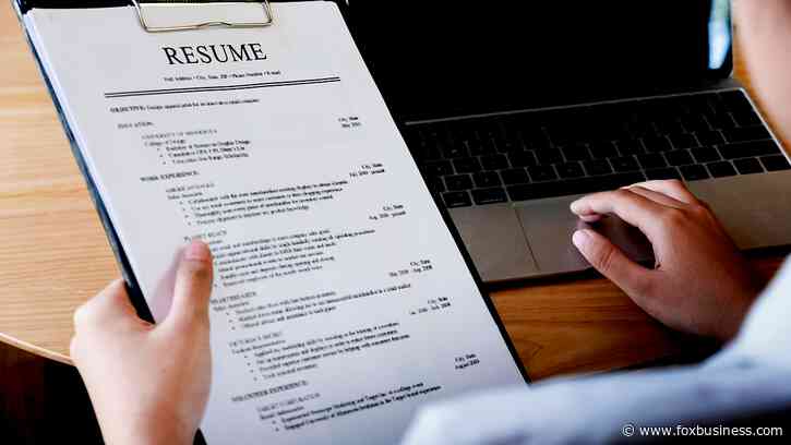 'Getting filtered out': Young Americans struggle to land jobs in the new hiring landscape