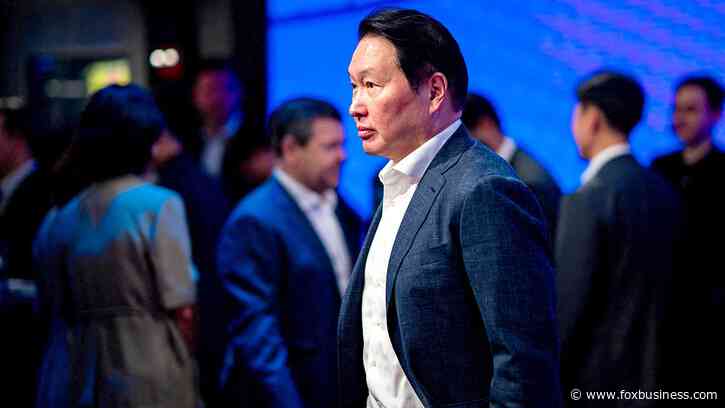 Tech billionaire ordered to pay $645M to ex-wife in South Korea's ‘divorce of the century’