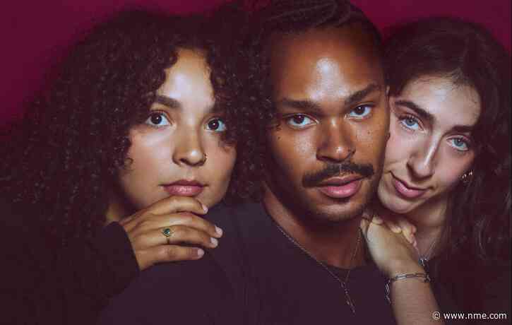 Tiny Habits face “the emotional aftermath of an intense breakup” on intimate new single ‘Belt Loop’