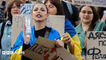 Zelensky tries to fix crisis over removal of defence minister and counts the cost