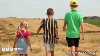 Six-week holiday 'boredom is not a bad thing'