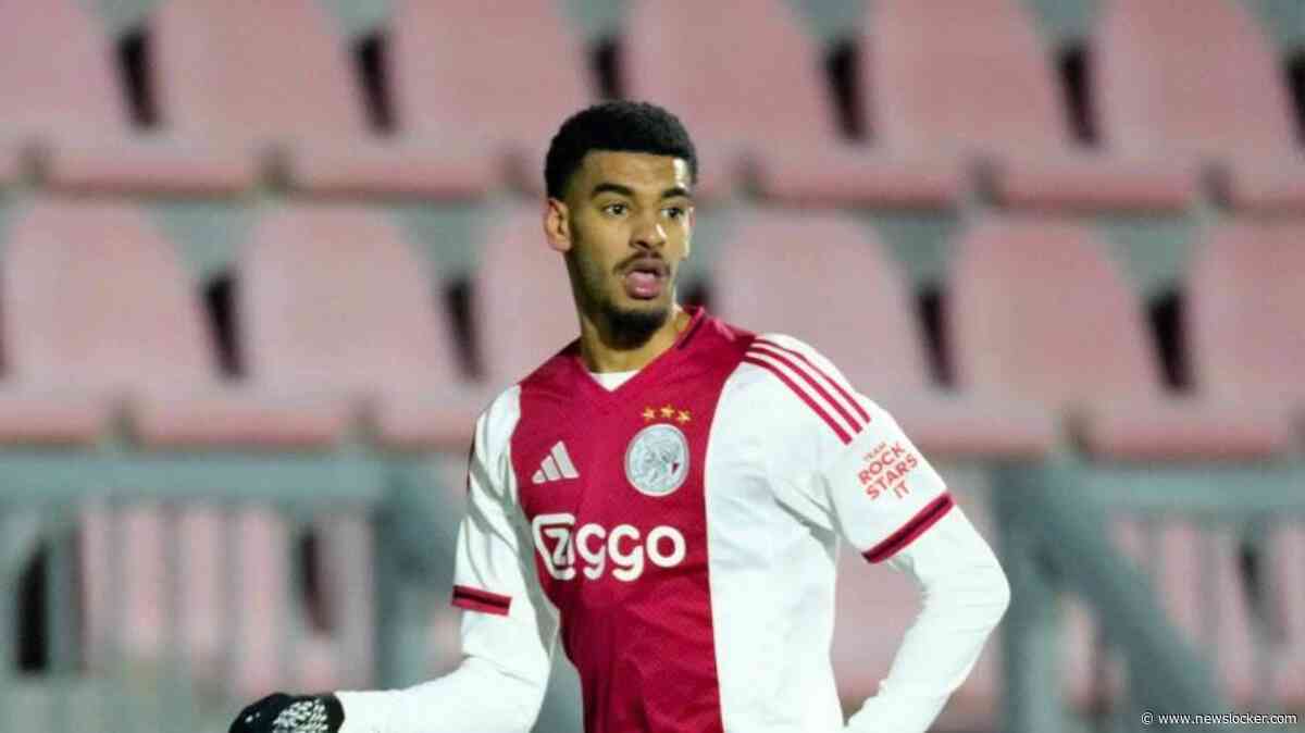 Ajax ontbindt contract van Zakaria Ouazane
