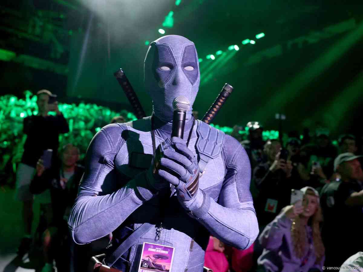 Deadpool crashes Avengers: Doomsday panel at Comic-Con 