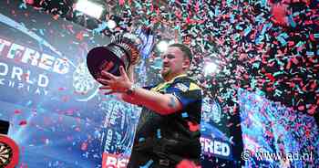 Luke Littler wint World Matchplay opnieuw: veel te sterk voor Gerwyn Price in finale