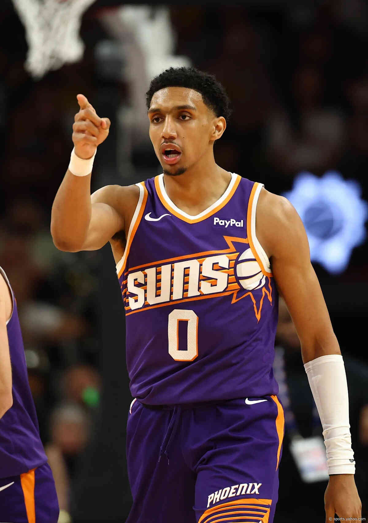 Can Ryan Dunn secure a role for the Suns in the face of increased competition?