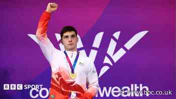 England swimmers break records for double gold