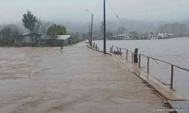 Senapred declaró Alerta Roja en Arauco por desborde del río Pichilo