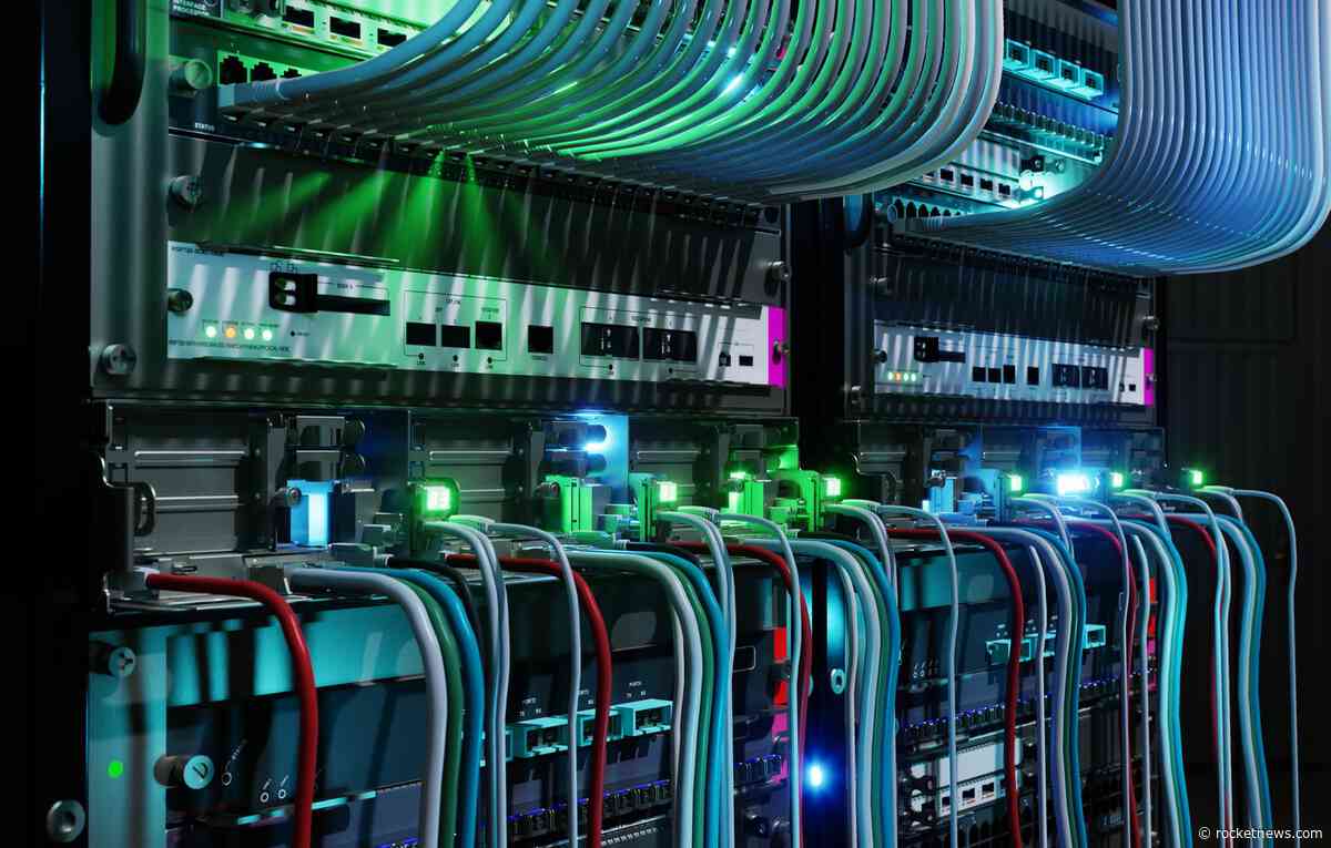 Why CoreWeave Stock Fell 30% in Just 1 Month