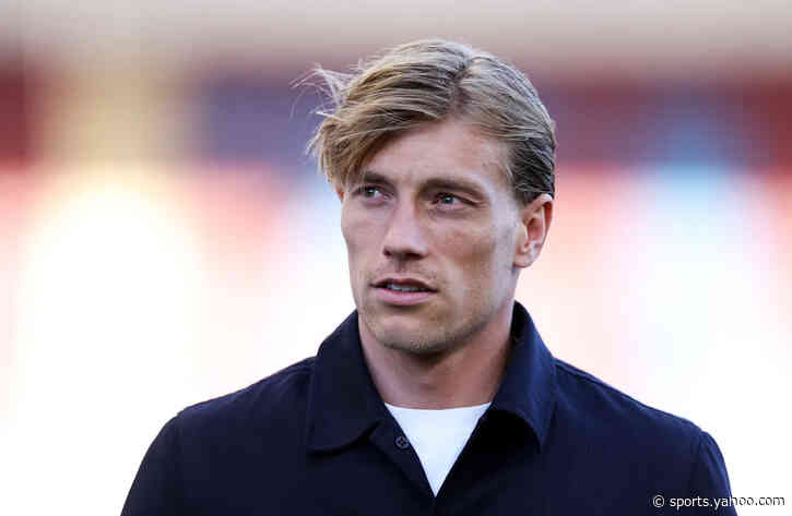 Everton Consider Move For This 25-Year-Old Forward: Does He Fit Into Moyes’ Tactics?