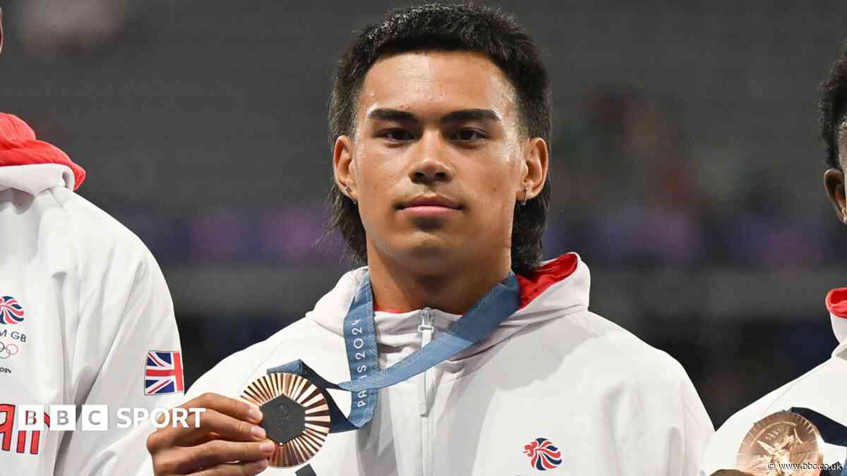 Olympic medallists pull out of England athletics team