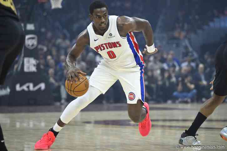 Three Restricted Free Agents Remain Unsigned