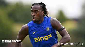 Gittens keen to impress 'world-class' Alonso