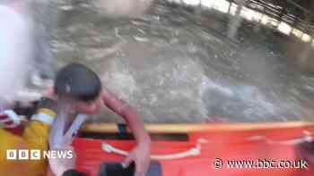 Children clung for life to pier as tide rushed in