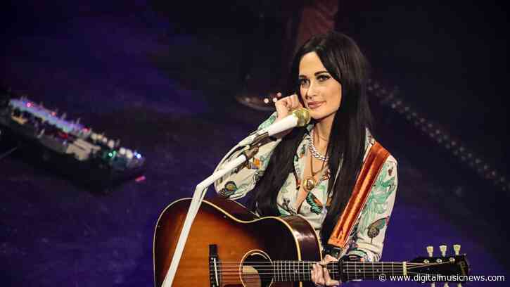 Kacey Musgraves Cancels Chicago, Boston, and Brooklyn Dates Without Explanation