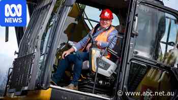 'The diggers have arrived': Works begin on Hobart's $1.13b stadium