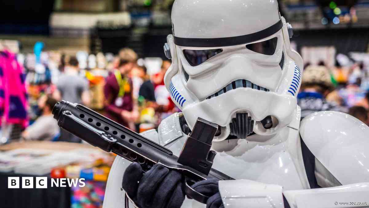 Meta glasses banned by Comic-Con promoter after 'secret filming'