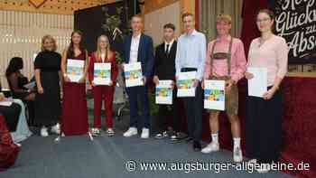 Mittelschule Fuchstal: Zwei Absolventinnen sind die besten im Landkreis