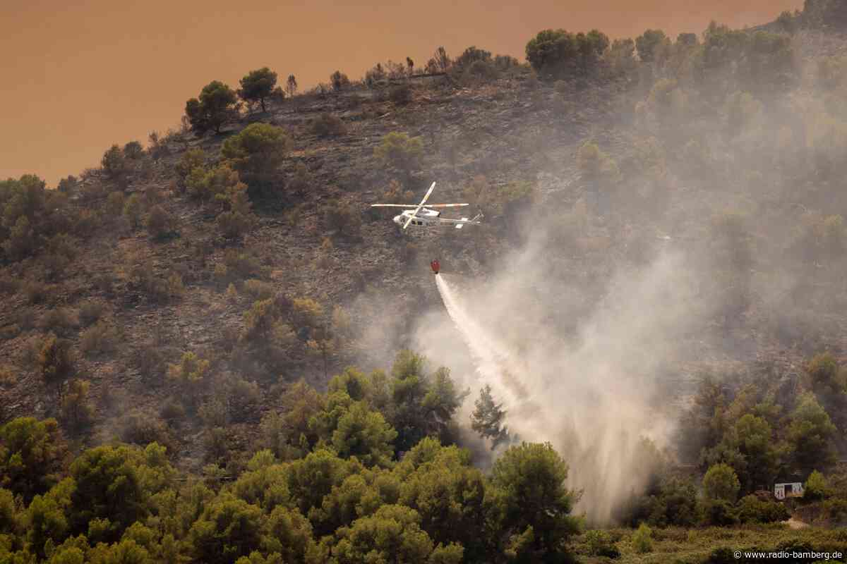 Langsame Fortschritte bei Waldbrand-Bekämpfung in Spanien