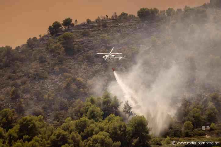 Langsame Fortschritte bei Waldbrand-Bekämpfung in Spanien