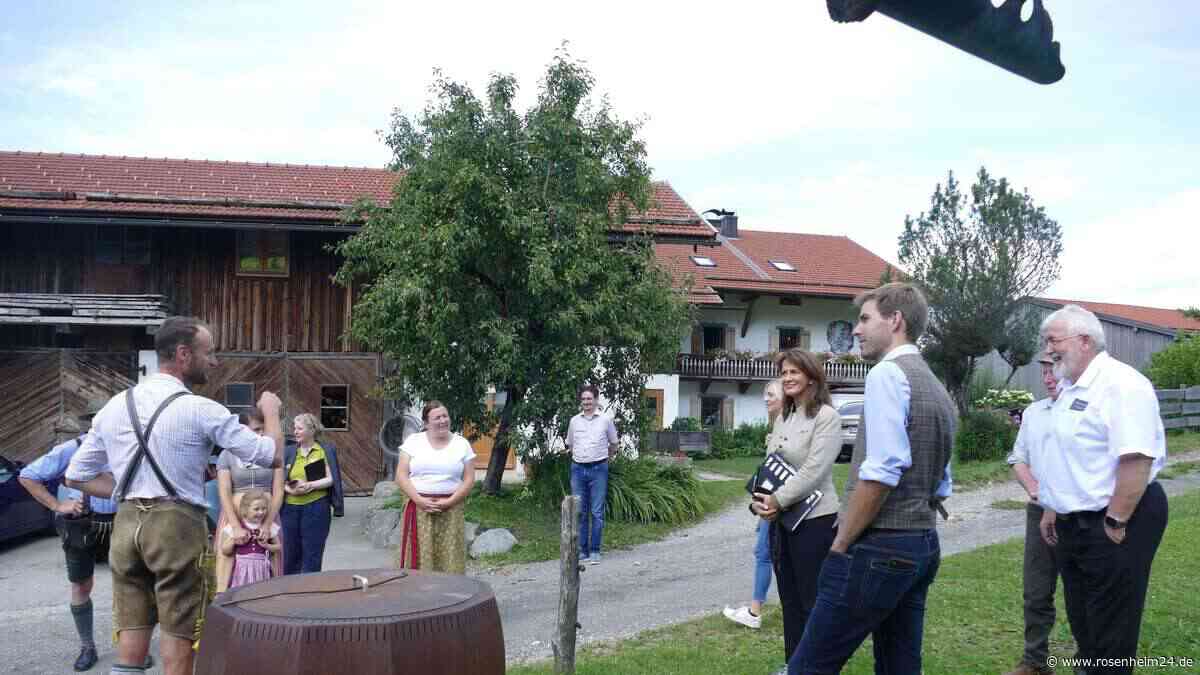Michaela Kaniber zu Gast in der Region Rosenheim: „Bei den Bergbauern wird nicht gespart“