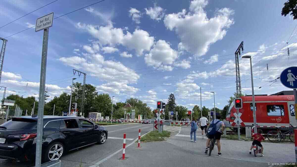 Bahnübergang Neuaubing 48 Minuten pro Stunde dicht – Bürger sauer