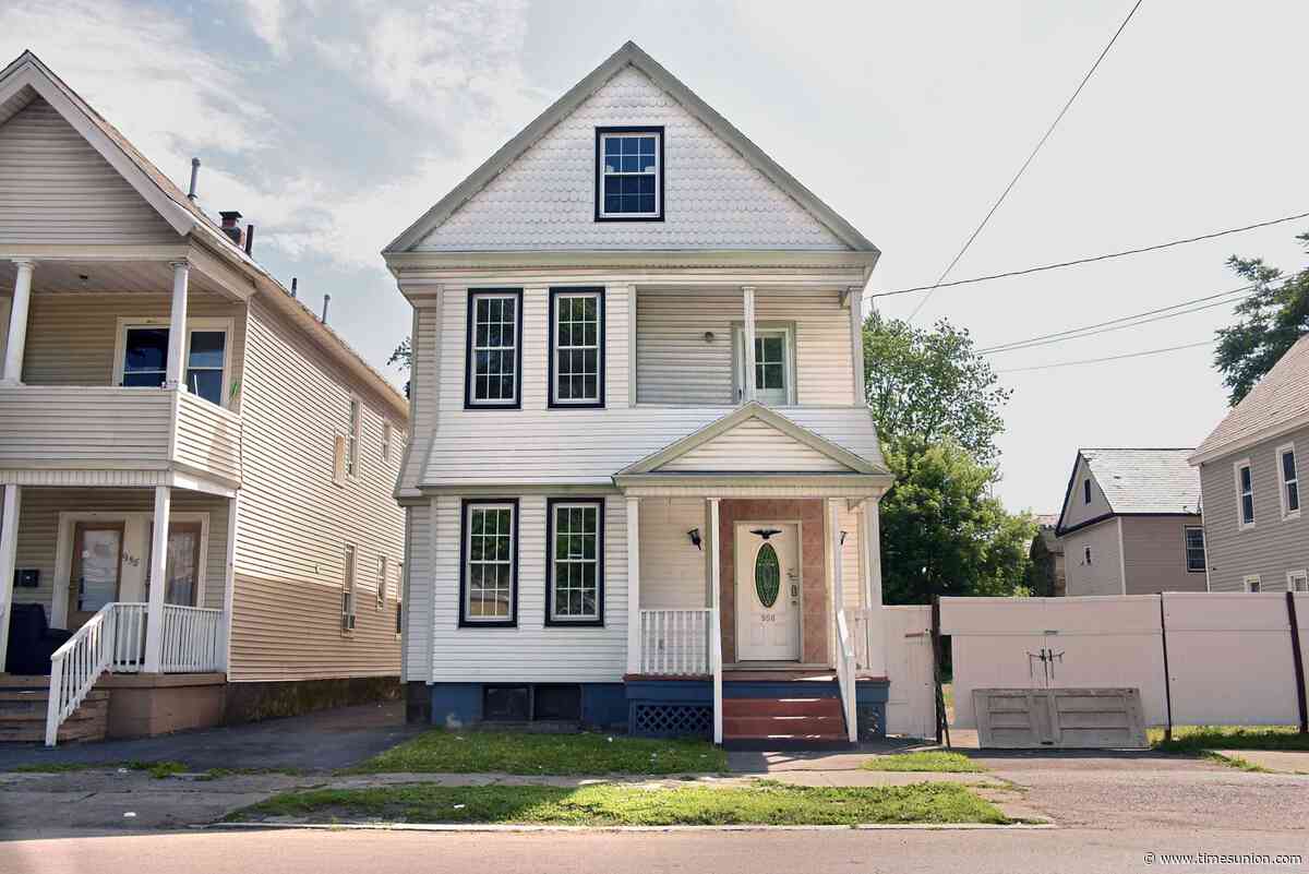 Schenectady has a new housing stability report. Not everyone likes it.