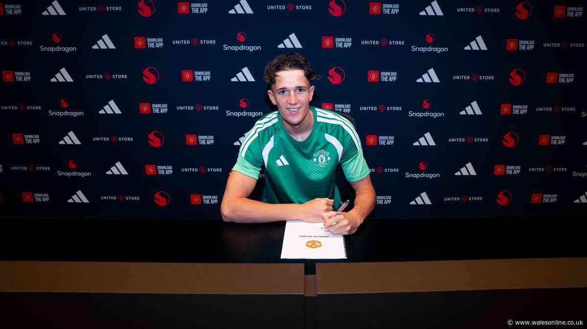 Man Utd sign young Swansea City star as club release official statement