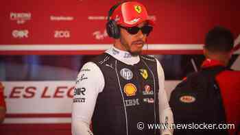 Lewis Hamilton vindt dat Ferrari verkeerde strategische beslissing nam bij GP Hongarije: ’Pitstop opende deur naar tijdstraf’