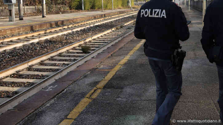 Roma, colpito con un cacciavite per aver difeso un amico da un rapinatore alla stazione: muore dopo 8 giorni di agonia