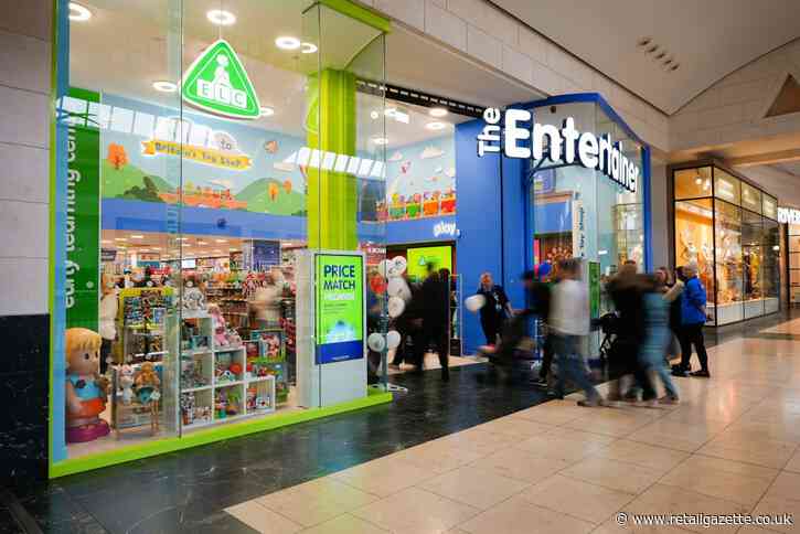 The Entertainer launches at Creasey’s Department Store