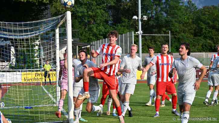 Doppelpack beim Bezirksliga-Debüt: Neuzugang Mark führt Bruckmühl zum Derbysieg in Raubling