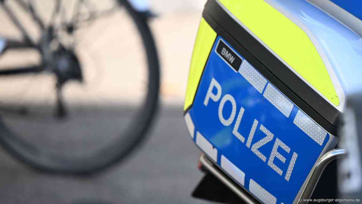 Beim Überholt werden erschreckt: Radfahrerin stürzt vom E-Bike und bricht sich das Handgelenk