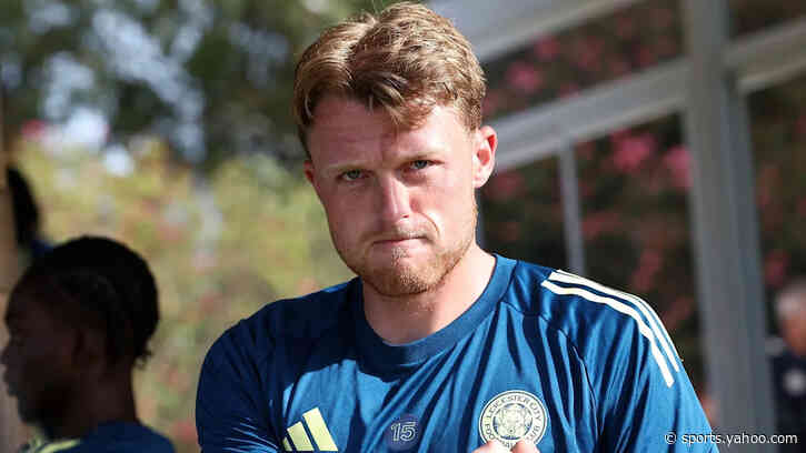 Blades in talks with Leicester over Souttar