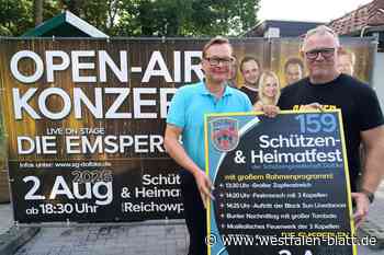 Großer Zapfenstreich und  Livemusik auf dem Reichowplatz