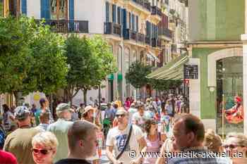 Mallorca: Zehntausende protestieren gegen Massentourismus