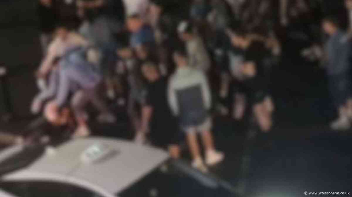Massive brawl breaks out in Barry as groups of men hurl punches at each other