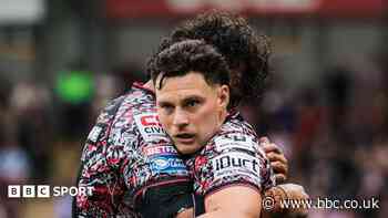 Leigh keep rolling with win over rivals Warrington