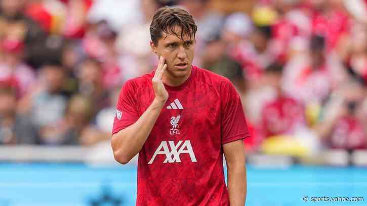 'Chiesa has not had a fair crack of the whip' - fan views