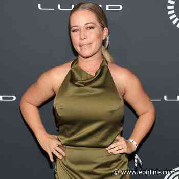 Kendra Wilkinson Tearfully Admits to “Struggle” in Real Estate Career