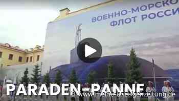 Kein Schiff, kein Feuerwerk – Putin feiert Marine-Tag mit U-Boot-Plakat