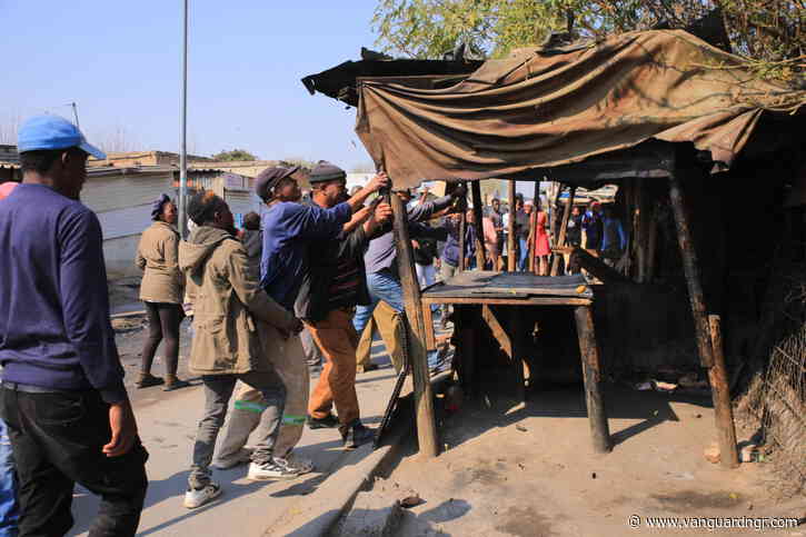 Nigeria, South Africa hold tense meeting over xenophobic protests