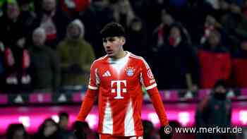 Mittelfeldspieler offenbar ohne Chance beim FC Bayern – steht Abgang bevor?