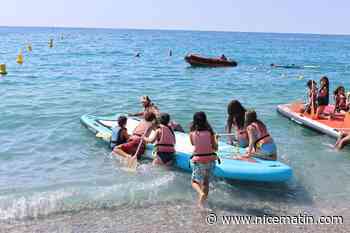 Natation, beach-soccer, paddle, kayak et gestes qui sauvent en mer : on vous raconte une journée sur la plage pour enfants « Li Rateta » de la Ville de Nice