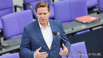 Kein persönliches Gespräch?: Geschasster Staatssekretär entlarvt "Stil" des Kanzlers