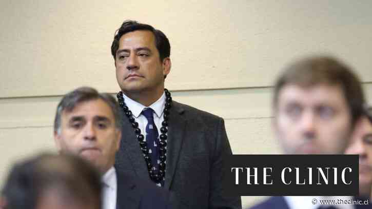 El viaje a Europa de Hotuiti Teao en plena semana distrital que vuelve a poner en la mira las salidas de diputados al extranjero tras el caso Kunstmann