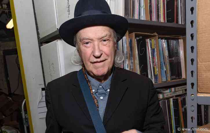 Dave Davies reignites The Kinks’ feud with The Beatles: “George Harrison was the only one I really liked”